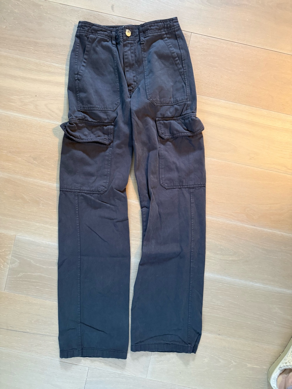 Ara Woman’s Dark Navy Cargo Pants